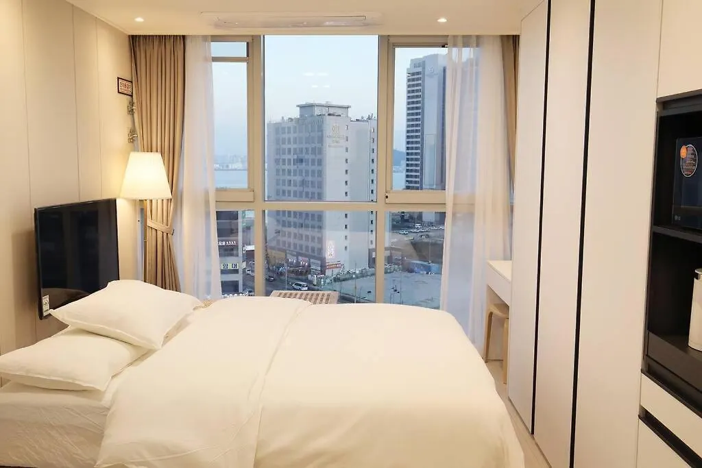 Wecostay Yeongjong Incheon C - City View 0*,  South Korea